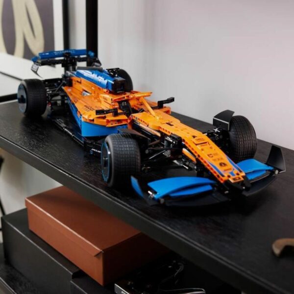 Construction set   Lego Technic The McLaren Formula 1 2022 - Image 2